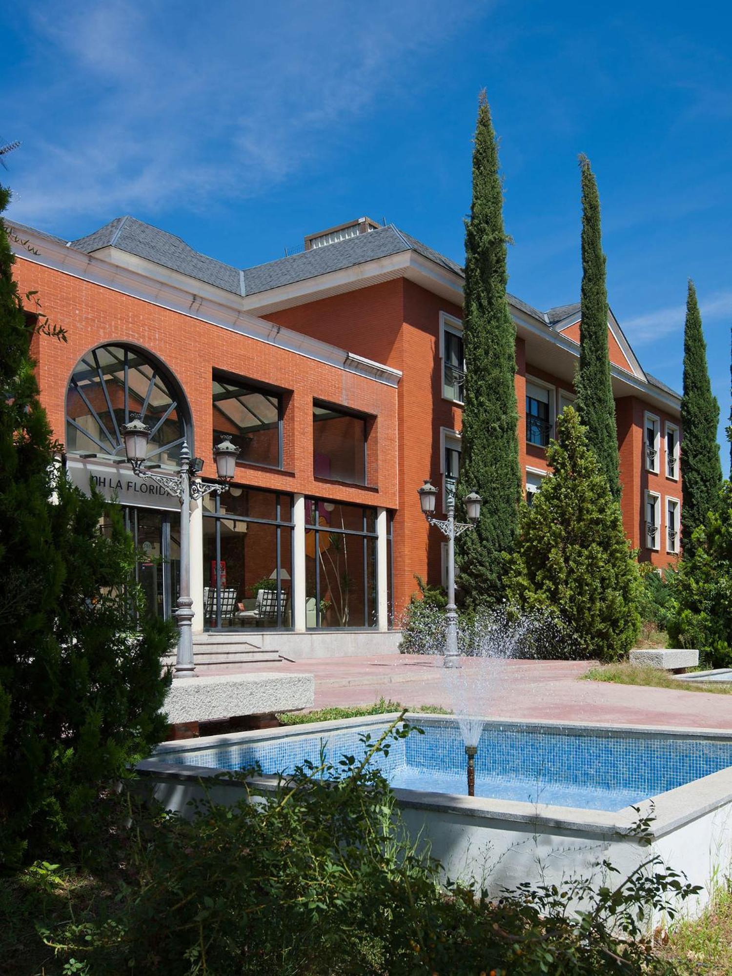 Apartamentos Th La Florida Madrid Exteriör bild