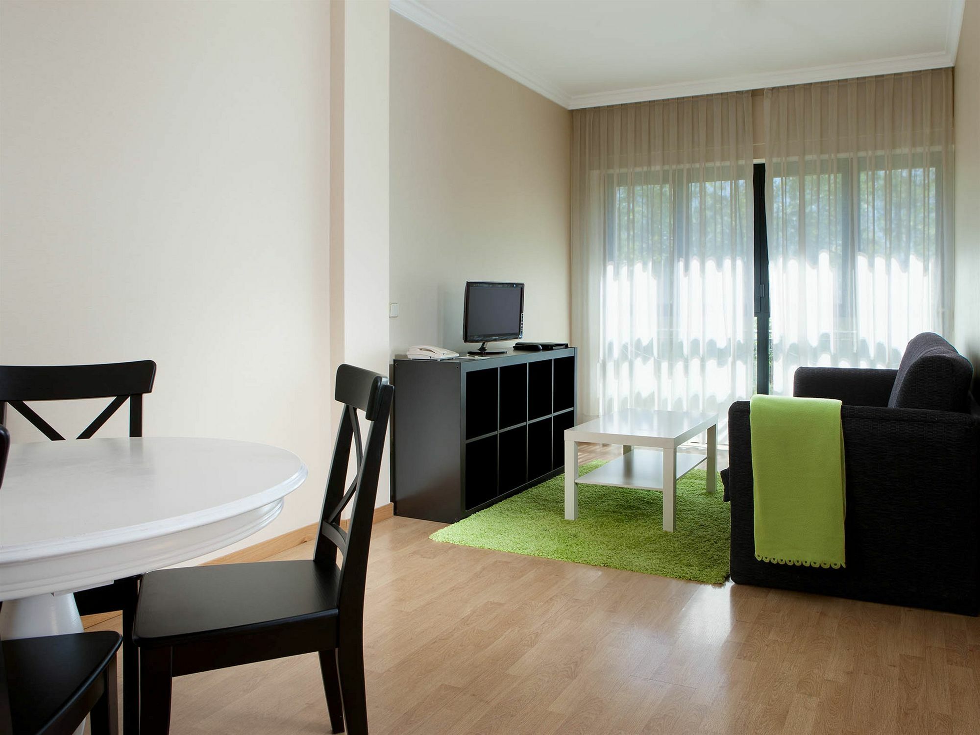 Apartamentos Th La Florida Madrid Exteriör bild