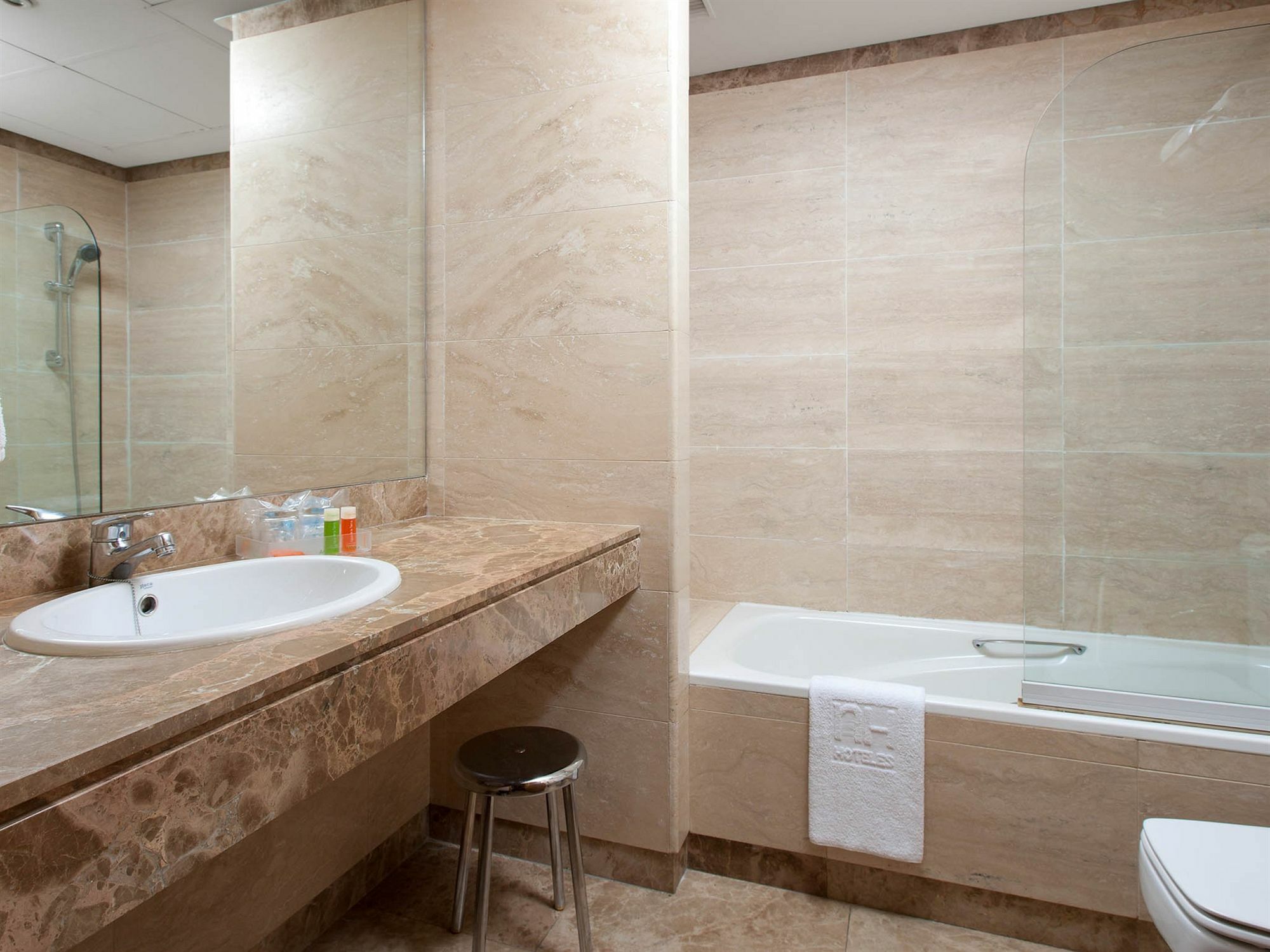 Apartamentos Th La Florida Madrid Exteriör bild
